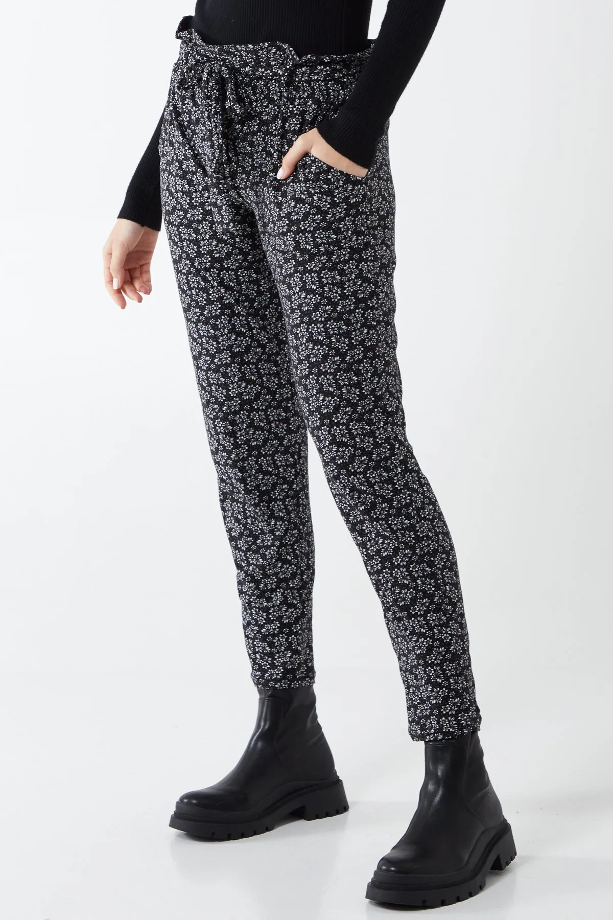 Alice Print Paperbag Waist Jogger