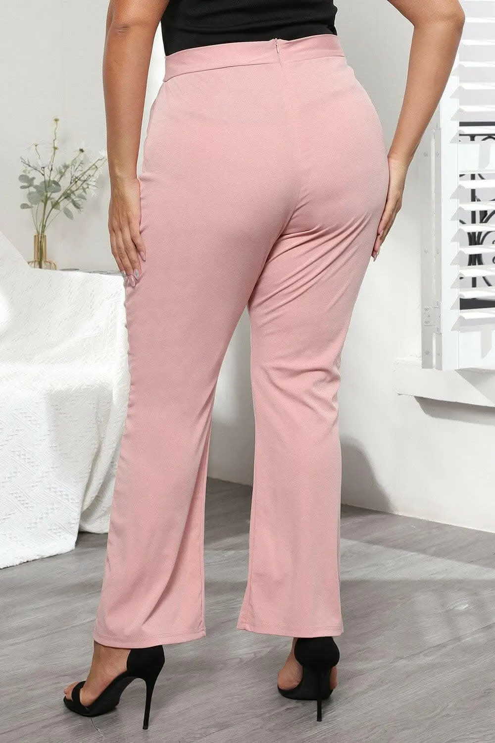 Chic curvy trousers in solid colors