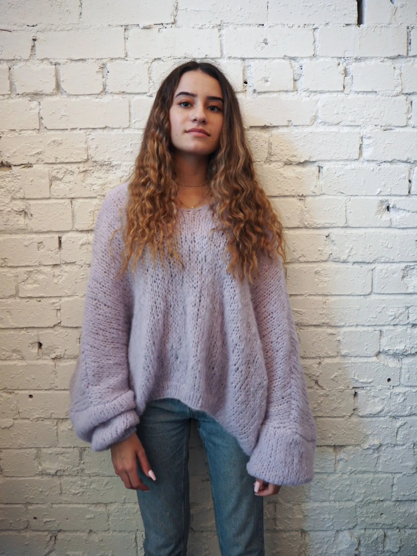 Hand knit batwing sweater V neck (Alpaca) - Lilac