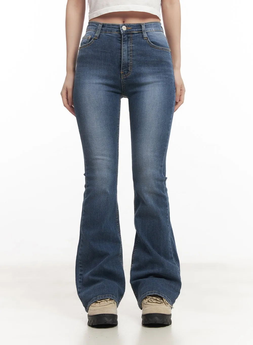 Misha Washed Bootcut Jeans CM531