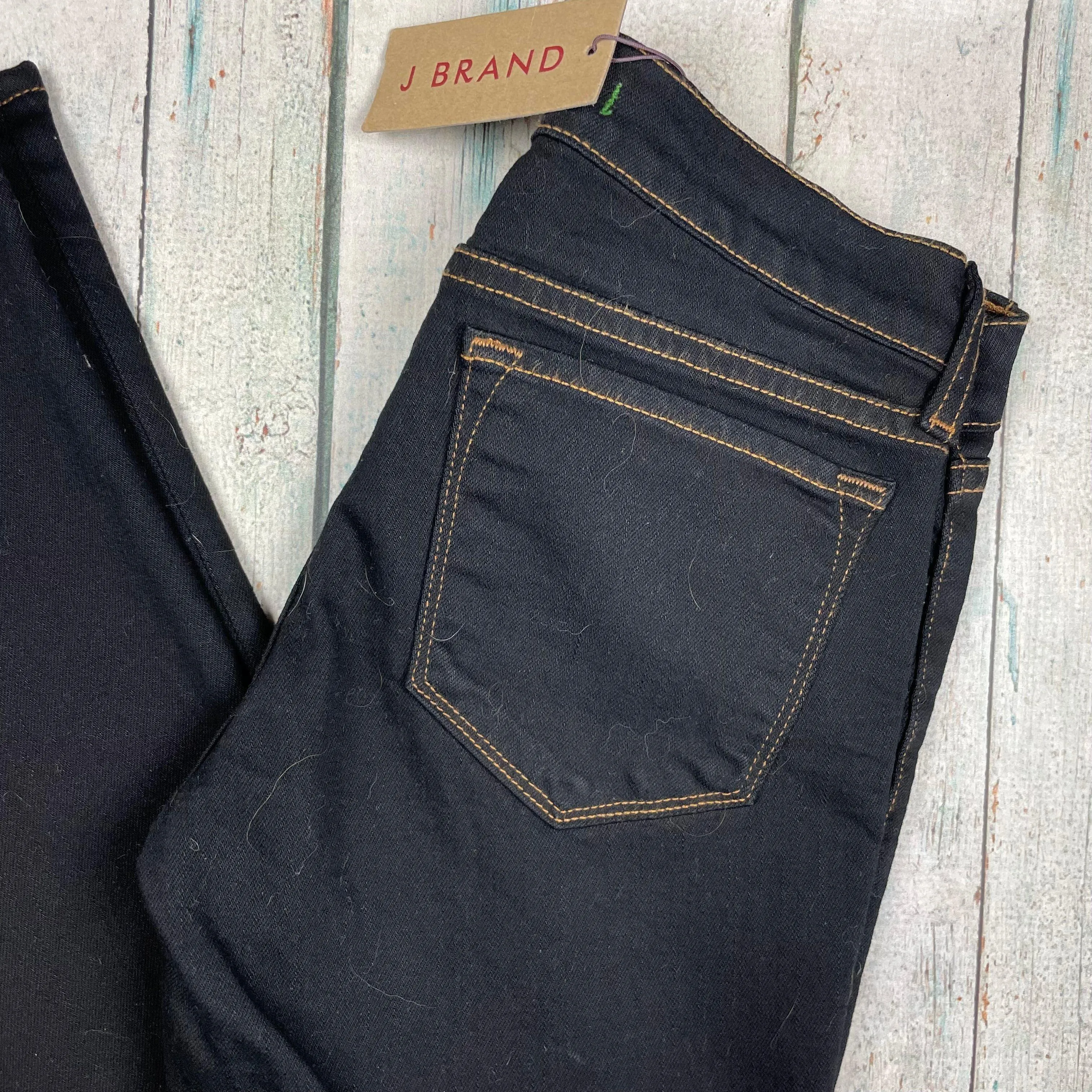 NWT- J Brand Black Denim Low Rise 'Bootcut' Jeans- Size 25
