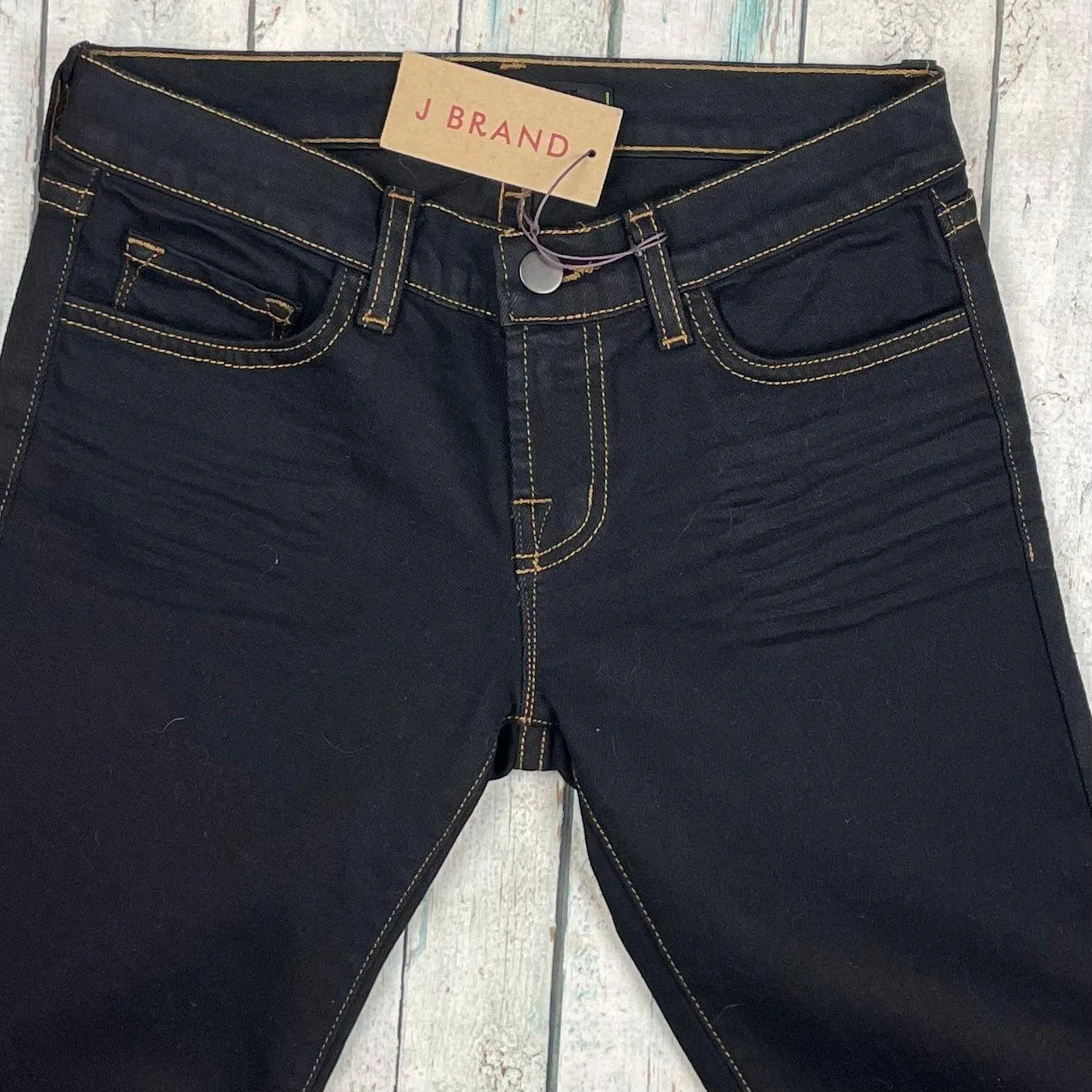 NWT- J Brand Black Denim Low Rise 'Bootcut' Jeans- Size 25